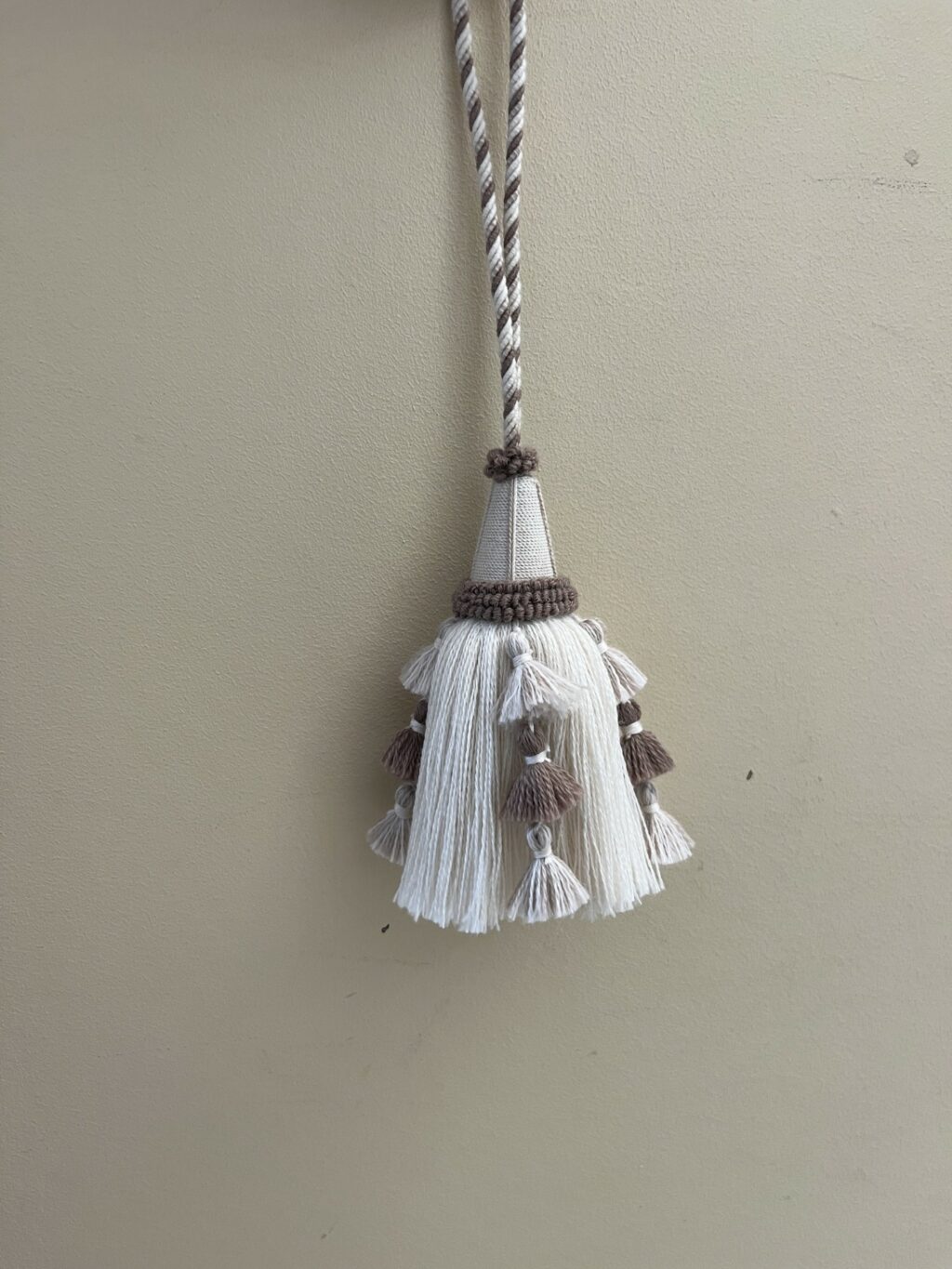 Création d'un gland de clé en passementerie